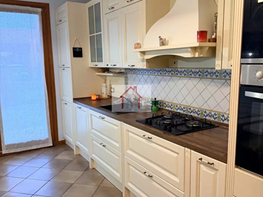 Immagine 4 di Villetta a schiera in vendita  in Via San Rocco a Giavera Del Montello