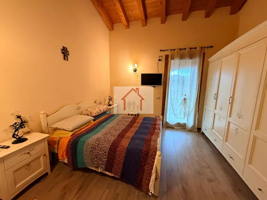 Immagine 10 di Villetta a schiera in vendita  in Via San Rocco a Giavera Del Montello