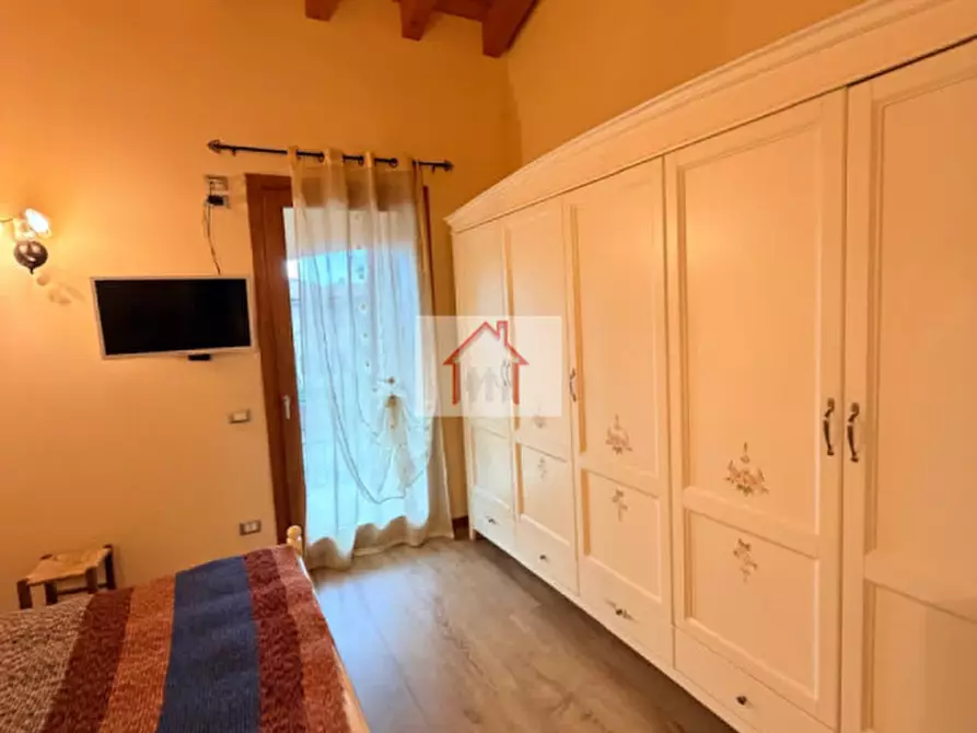 Immagine 11 di Villetta a schiera in vendita  in Via San Rocco a Giavera Del Montello