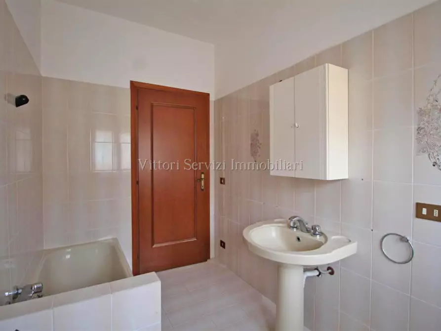 Immagine 13 di Attico in vendita  in Via Giacomo Matteotti a Montepulciano