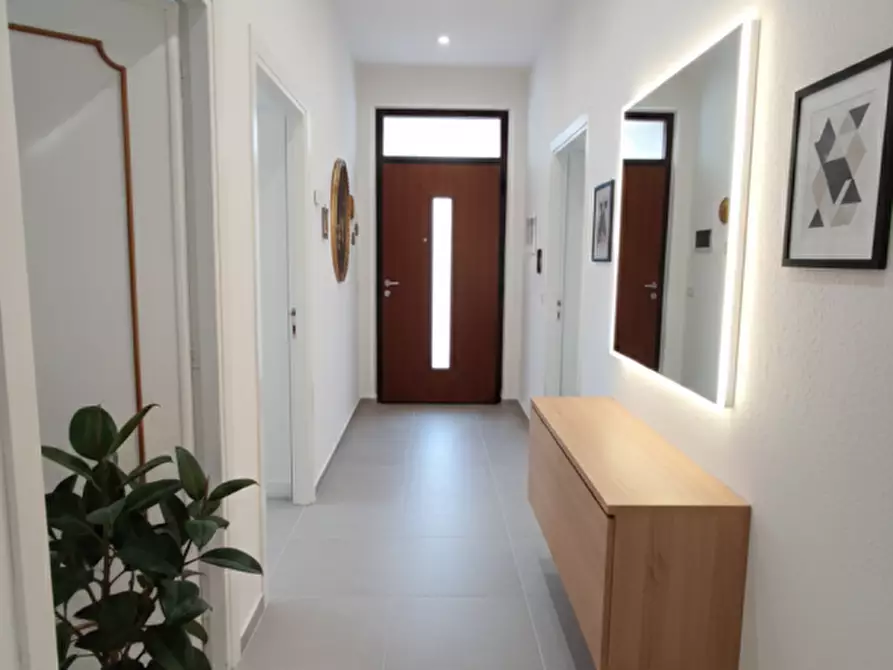 Immagine 10 di Appartamento in vendita  a Tuoro Sul Trasimeno