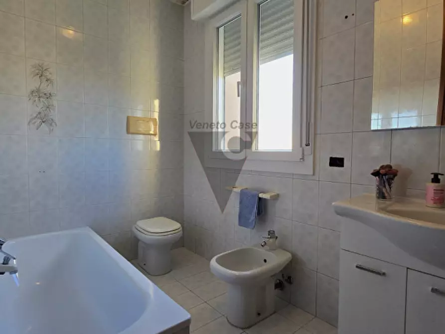 Immagine 8 di Appartamento in vendita  a Campagna Lupia