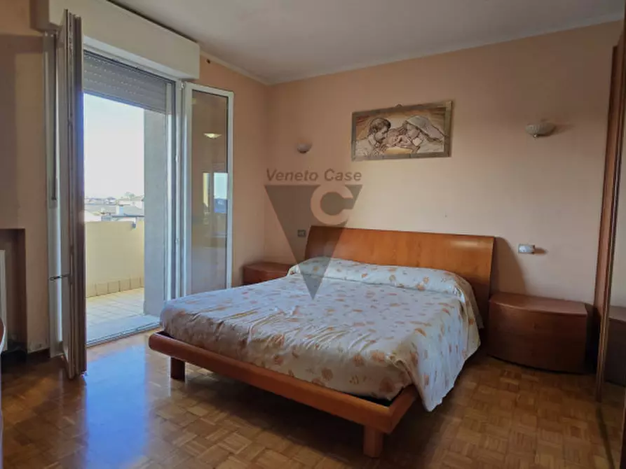 Immagine 9 di Appartamento in vendita  a Campagna Lupia