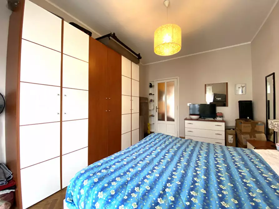 Immagine 10 di Appartamento in vendita  in Via Genova 211 a Torino