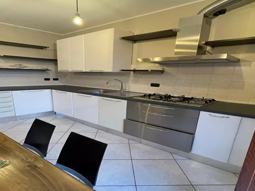 Immagine 2 di Appartamento in affitto  in Via delle Vallazze, 18 a Cavenago Di Brianza