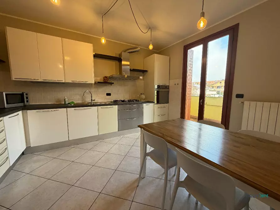 Immagine 2 di Appartamento in affitto  in Via delle Vallazze, 18 a Cavenago Di Brianza