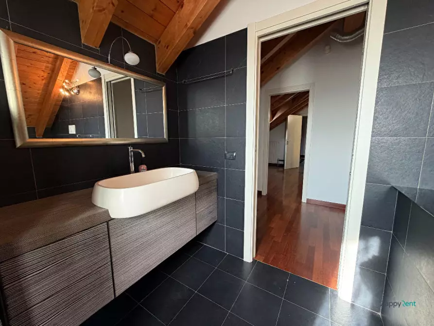 Immagine 34 di Appartamento in affitto  in Via delle Vallazze, 18 a Cavenago Di Brianza