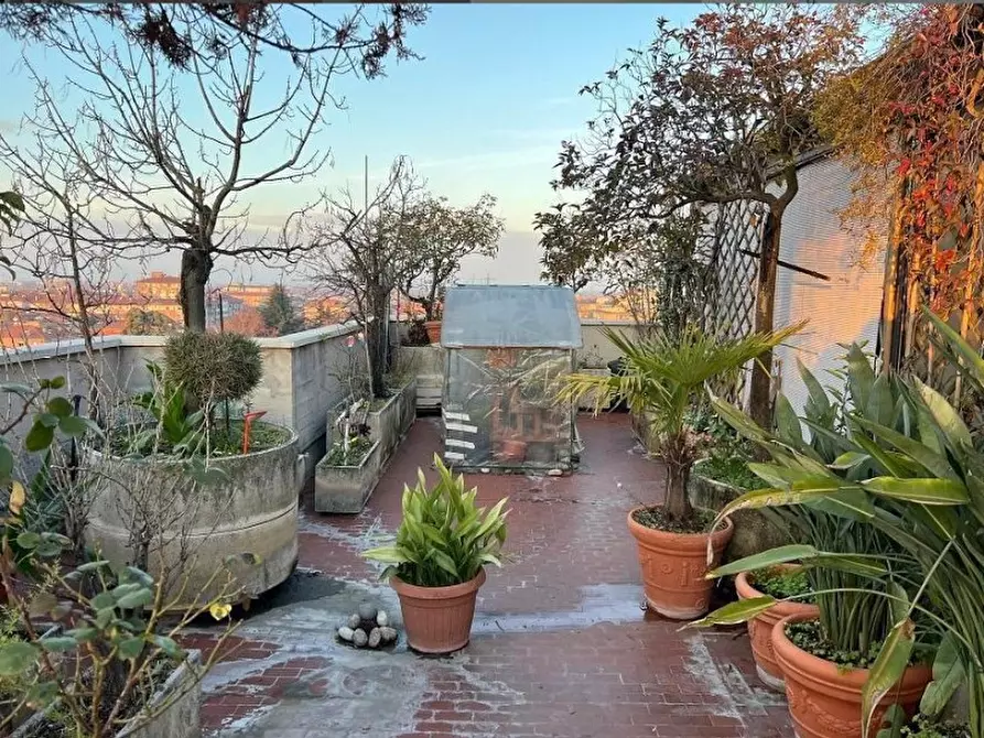 Immagine 15 di Attico in vendita  in via vittoria a Bologna