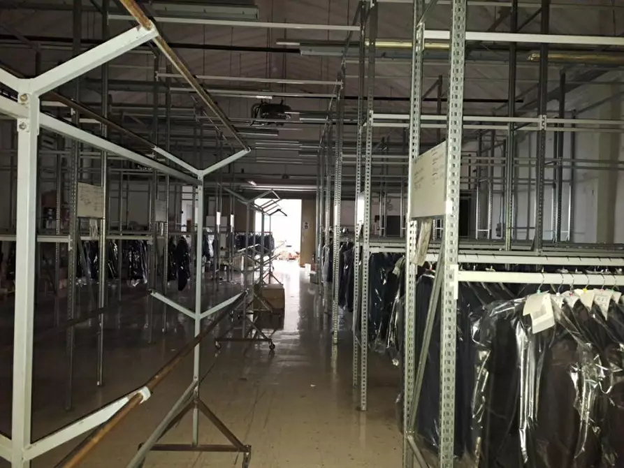 Immagine 27 di Capannone industriale in vendita  in Via Angelo Giovani, 15, 62024 Matelica MC, Italia a Matelica