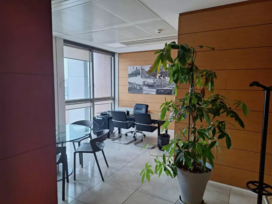 Immagine 8 di Ufficio in vendita  in Piazza Sciascia Leonardo, 141, 47522 Cesena FC, Italia a Cesena