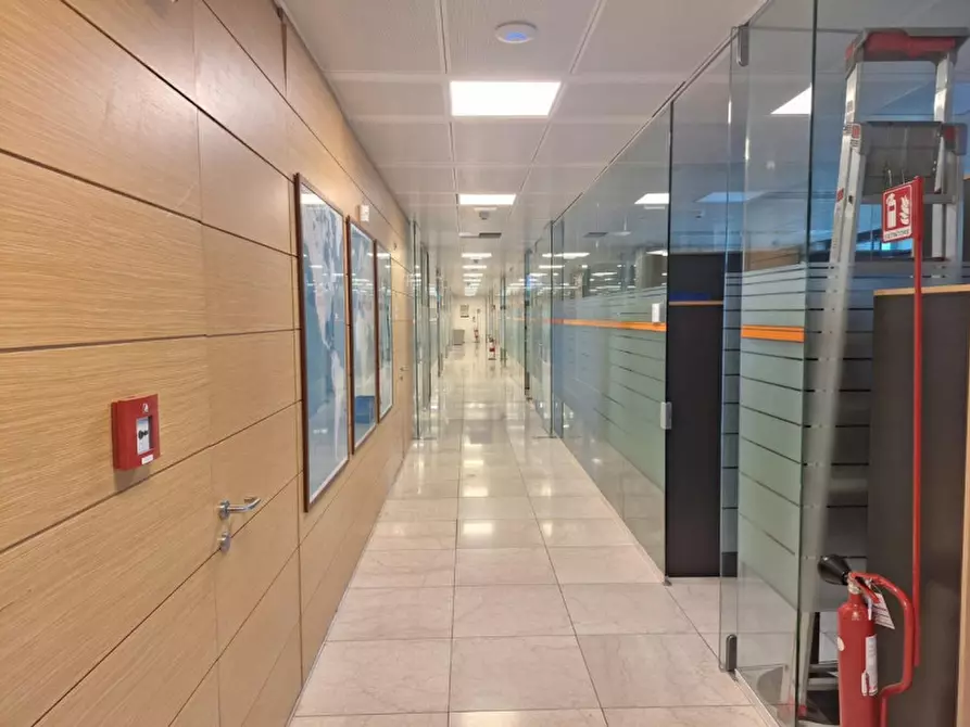 Immagine 12 di Ufficio in vendita  in Piazza Sciascia Leonardo, 141, 47522 Cesena FC, Italia a Cesena