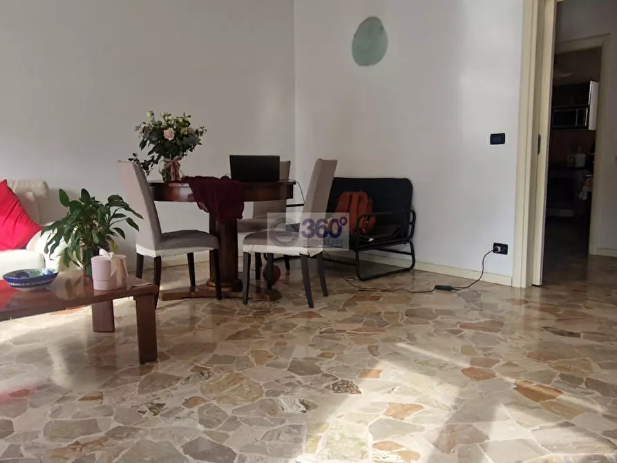 Immagine 2 di Appartamento in vendita  in Via Manara Valgimigli 11 a Brescia