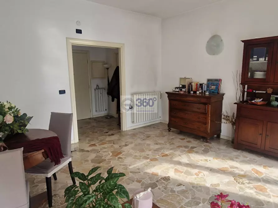 Immagine 3 di Appartamento in vendita  in Via Manara Valgimigli 11 a Brescia