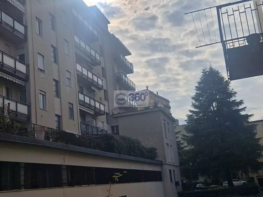 Immagine 24 di Appartamento in vendita  in Via Manara Valgimigli 11 a Brescia