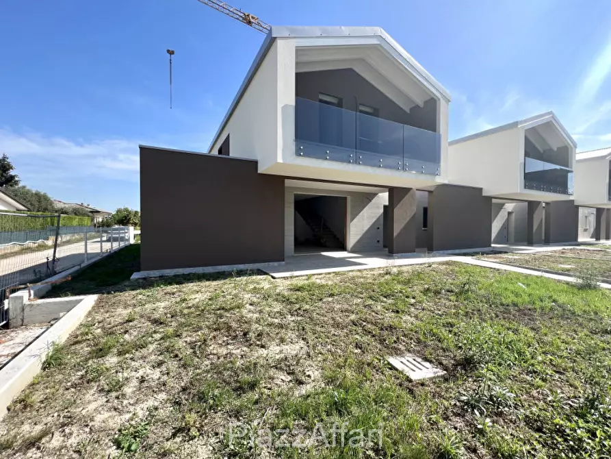 Immagine 2 di Casa indipendente in vendita  in Via Roma a Camponogara