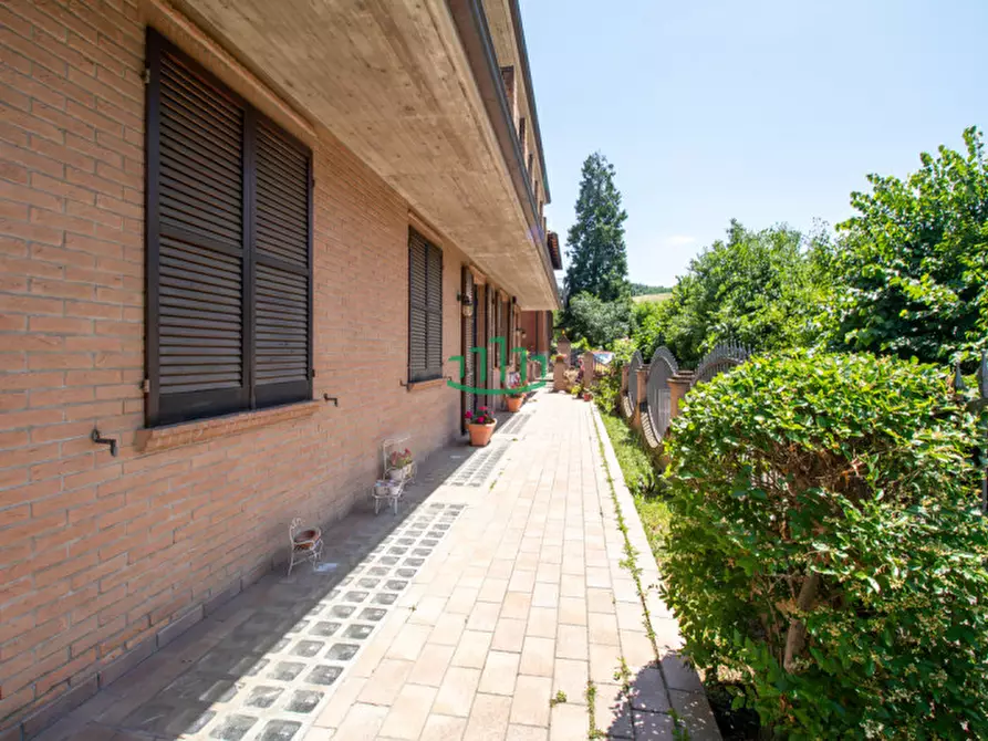 Immagine 23 di Casa bifamiliare in vendita  in via toscana a Bologna