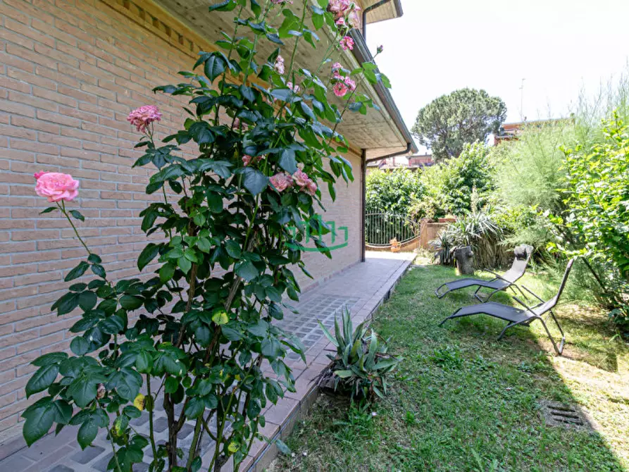 Immagine 24 di Casa bifamiliare in vendita  in via toscana a Bologna