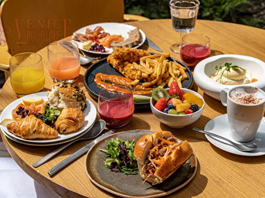 Immagine 3 di Attività commerciale in vendita  in Via Torino a Mirano