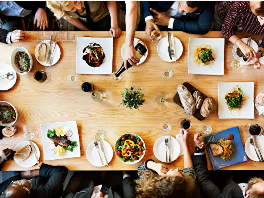Immagine 4 di Attività commerciale in vendita  in Via Torino a Mirano