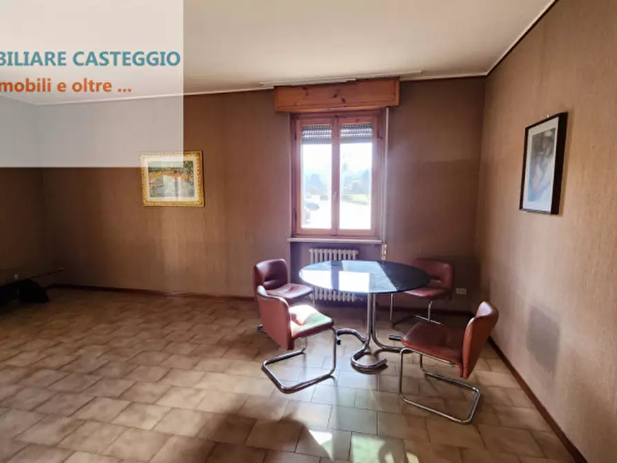 Immagine 8 di Appartamento in vendita  in Via Giovanni Dabusti a Casteggio