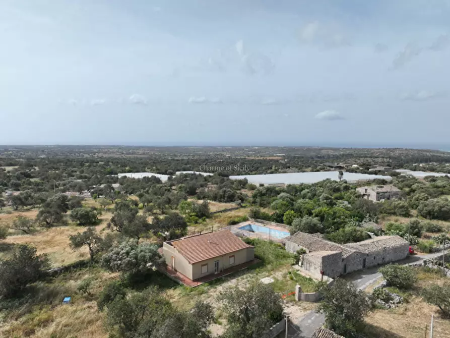 Immagine 12 di Casa indipendente in vendita  a Scicli