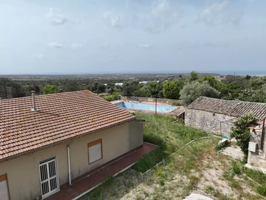 Immagine 14 di Casa indipendente in vendita  a Scicli