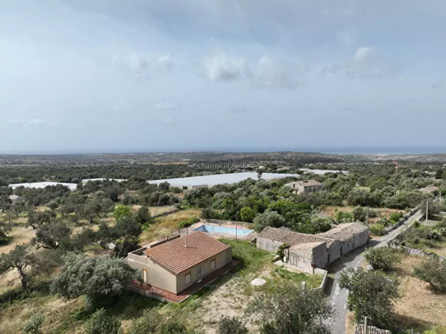 Immagine 18 di Casa indipendente in vendita  a Scicli