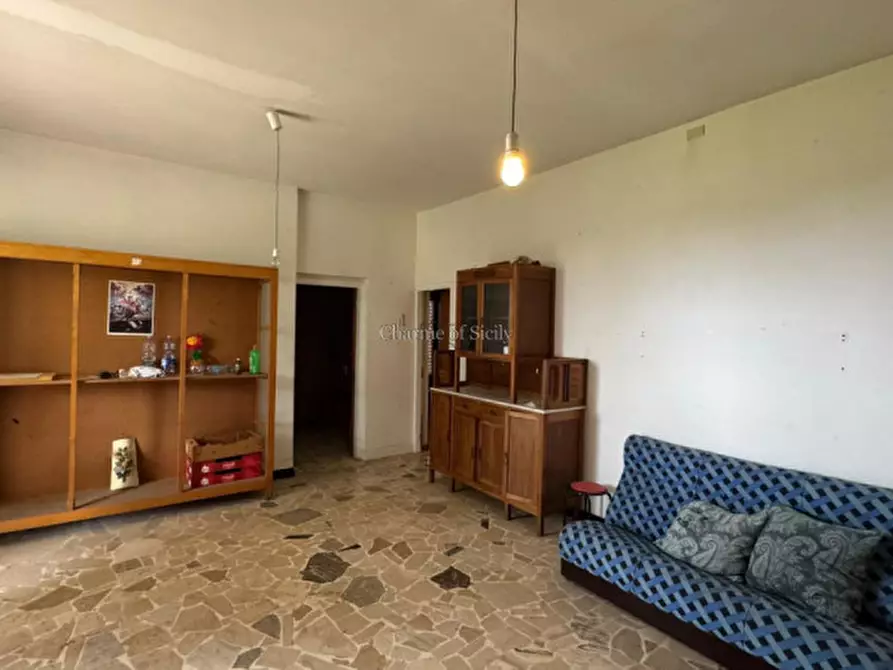 Immagine 23 di Casa indipendente in vendita  a Scicli