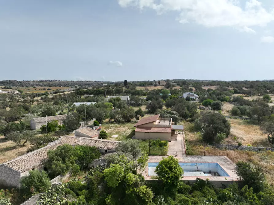 Immagine 23 di Casa indipendente in vendita  a Scicli