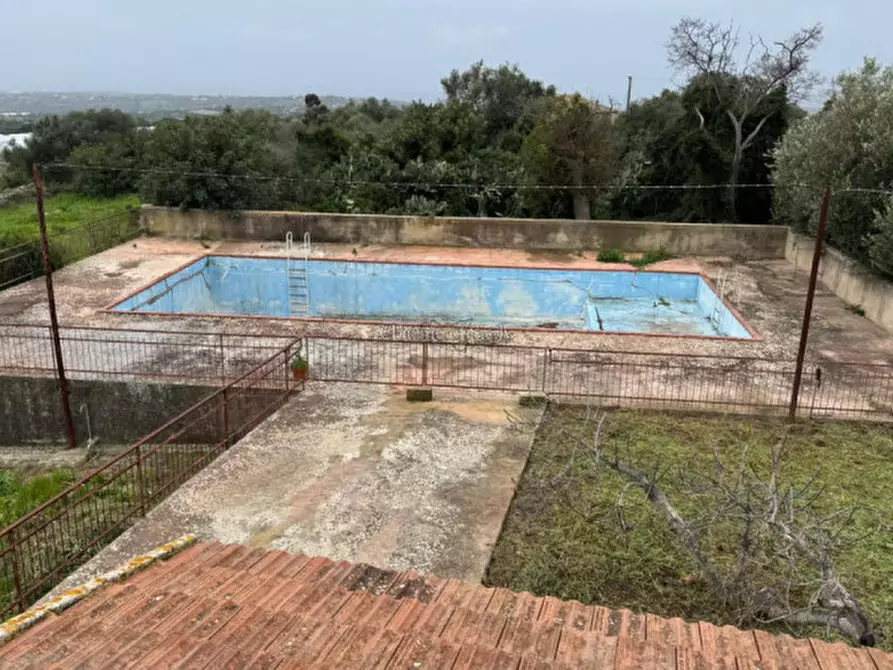 Immagine 39 di Casa indipendente in vendita  a Scicli