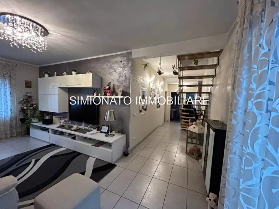 Immagine 1 di Casa bifamiliare in vendita  in Via Trieste a Salzano