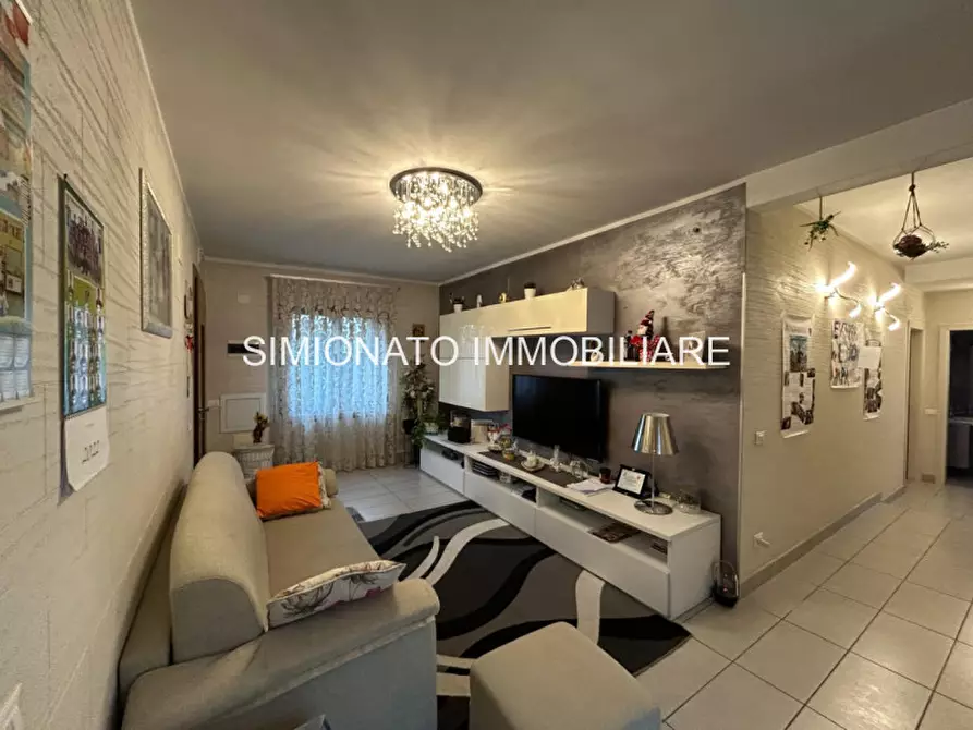 Immagine 3 di Casa bifamiliare in vendita  in Via Trieste a Salzano