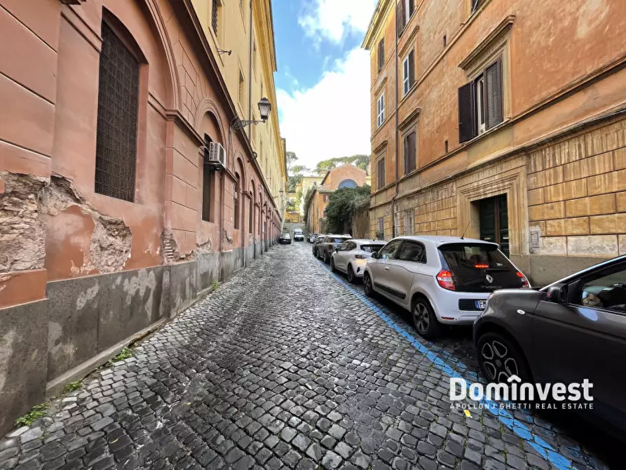 Immagine 52 di Appartamento in affitto  in Via delle Mantellate a Roma