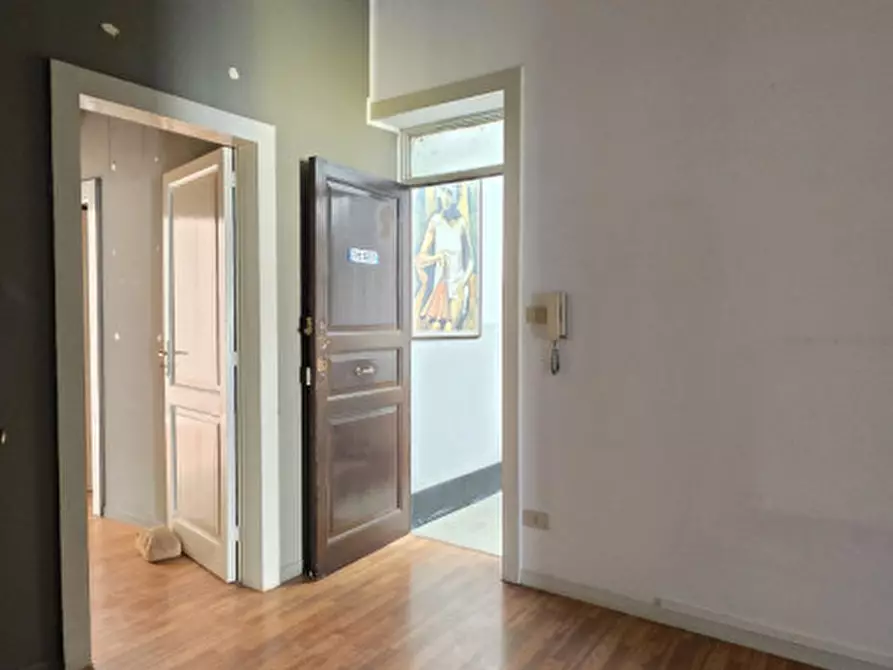 Immagine 21 di Appartamento in vendita  in VIA GIACOMO MEDICI a Milazzo