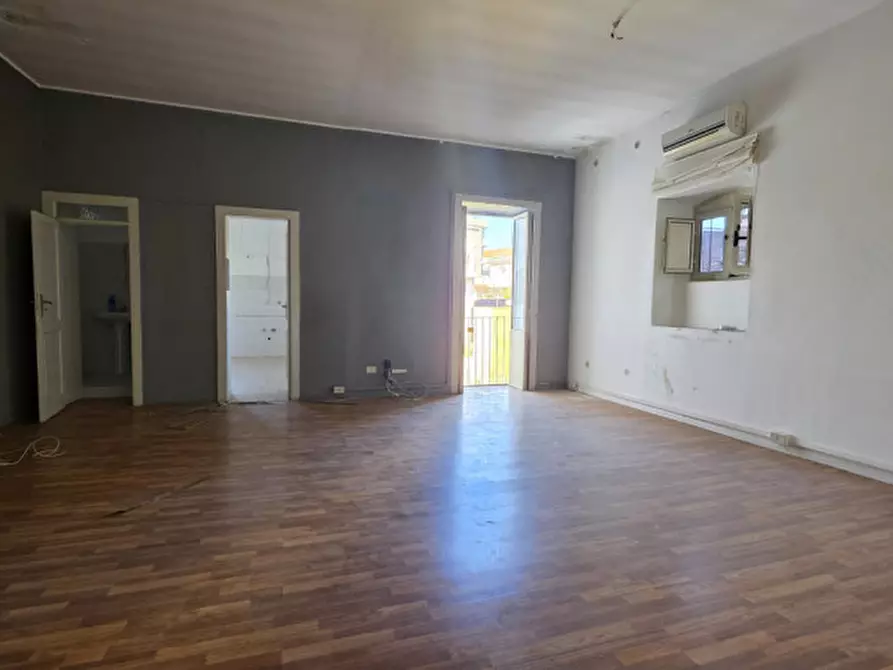 Immagine 23 di Appartamento in vendita  in VIA GIACOMO MEDICI a Milazzo