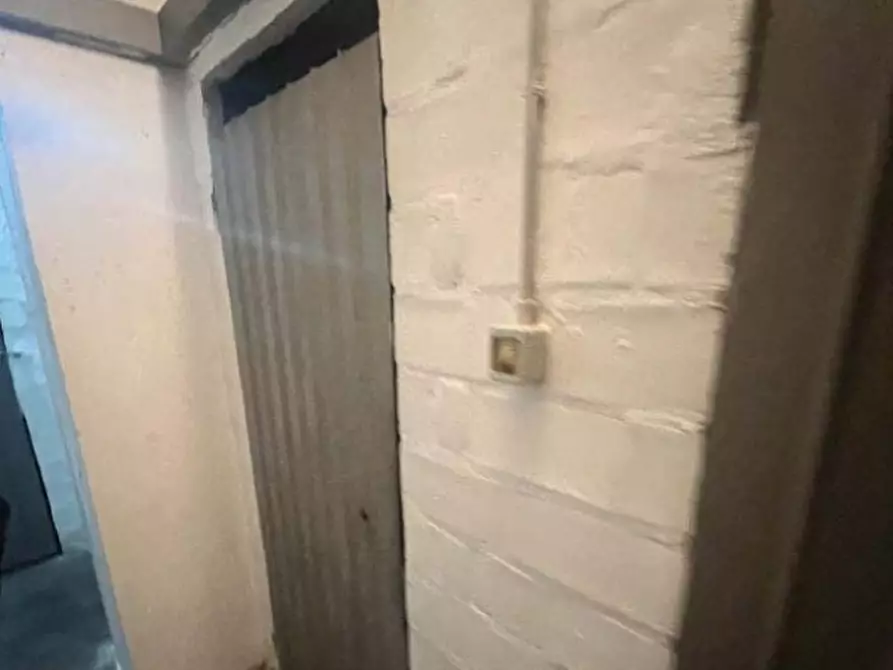 Immagine 15 di Appartamento in vendita  in via della barca a Bologna