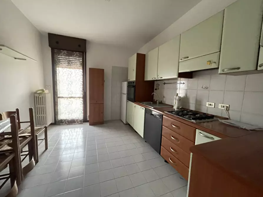 Immagine 1 di Appartamento in affitto  a Mirandola