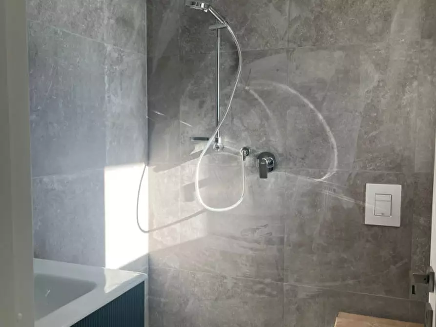 Immagine 9 di Appartamento in vendita  in Montesilvano centro a Montesilvano