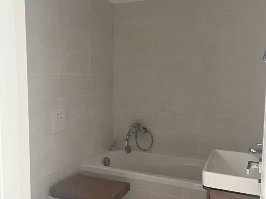 Immagine 13 di Appartamento in vendita  in Montesilvano centro a Montesilvano