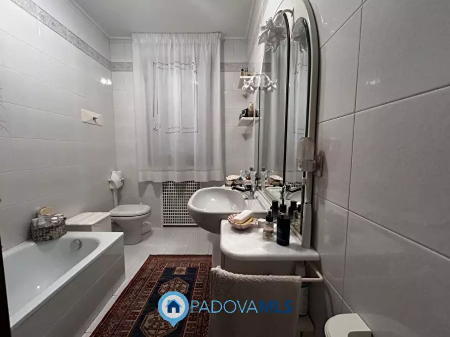 Immagine 10 di Villetta a schiera in vendita  in Via Antonio Ceron a Padova