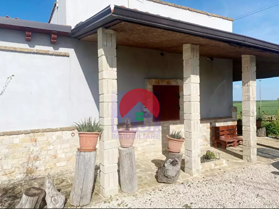 Immagine 3 di Villa in vendita  in BORGO VENUSIO a Matera