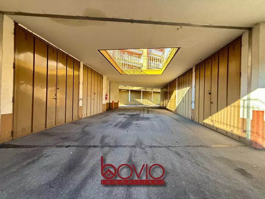 Immagine 2 di Magazzino in vendita  in Corso Brianza 8A a Torino