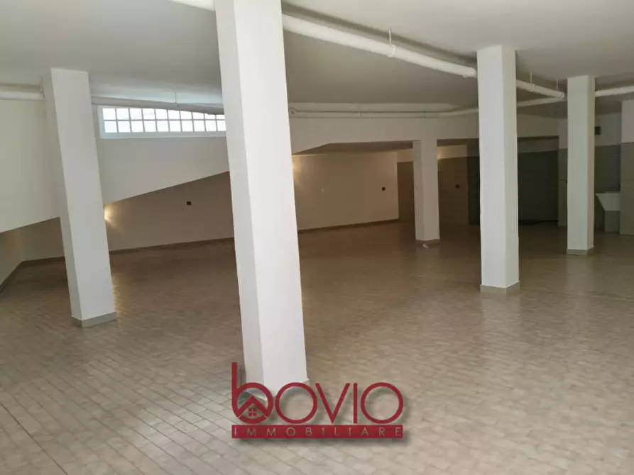 Immagine 5 di Magazzino in vendita  in Corso Brianza 8A a Torino