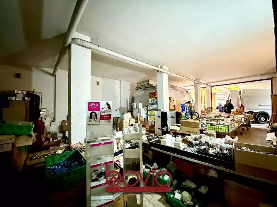 Immagine 8 di Magazzino in vendita  in Corso Brianza 8A a Torino