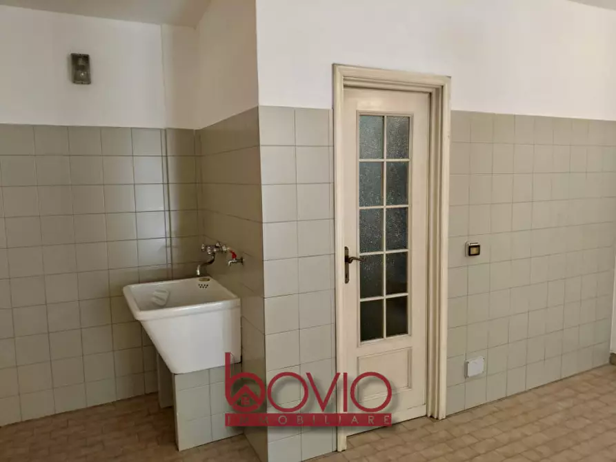 Immagine 8 di Magazzino in vendita  in Corso Brianza 8A a Torino