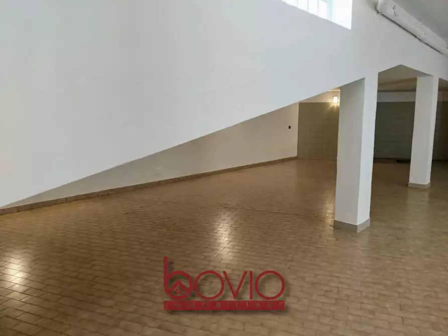 Immagine 9 di Magazzino in vendita  in Corso Brianza 8A a Torino