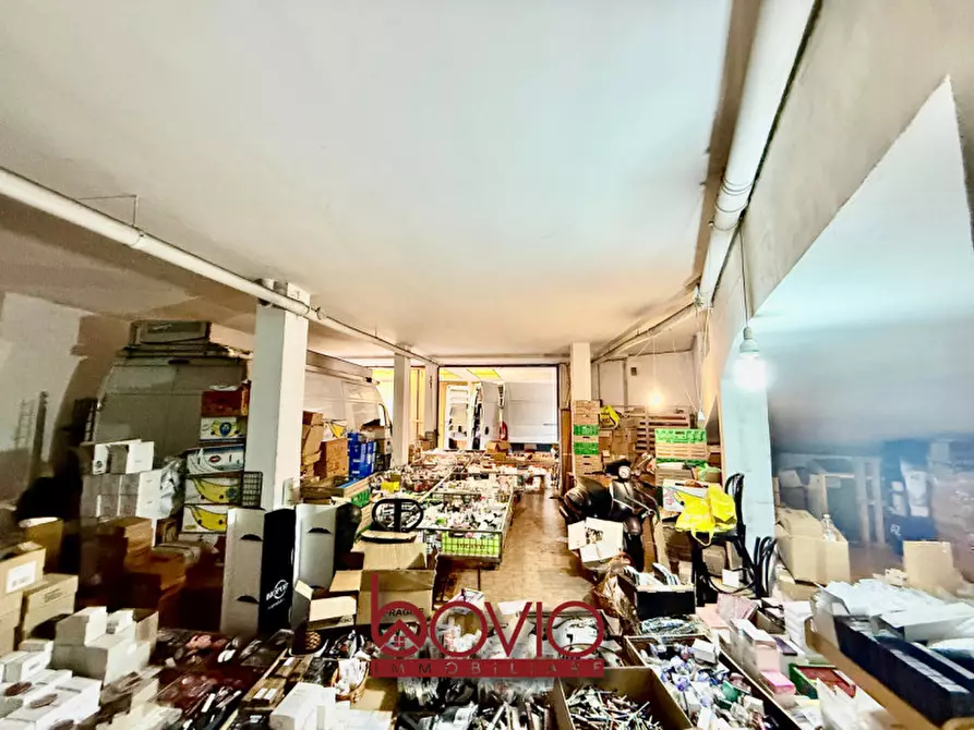 Immagine 10 di Magazzino in vendita  in Corso Brianza 8A a Torino
