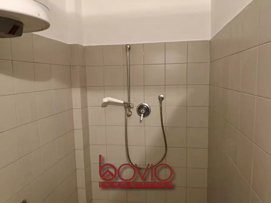 Immagine 10 di Magazzino in vendita  in Corso Brianza 8A a Torino