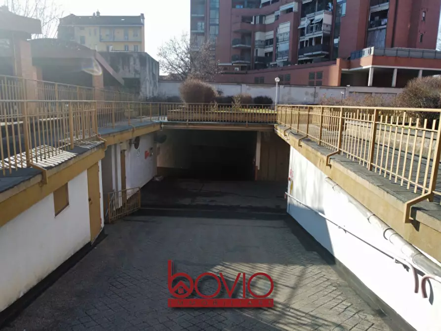 Immagine 38 di Magazzino in vendita  in Corso Brianza 8A a Torino