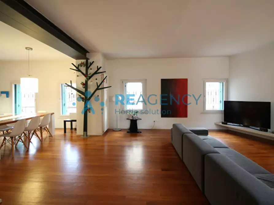 Immagine 3 di Appartamento in vendita  in via zanella 37 a Thiene